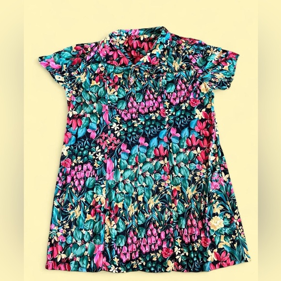 Floral house Dress - Picture 3 of 8